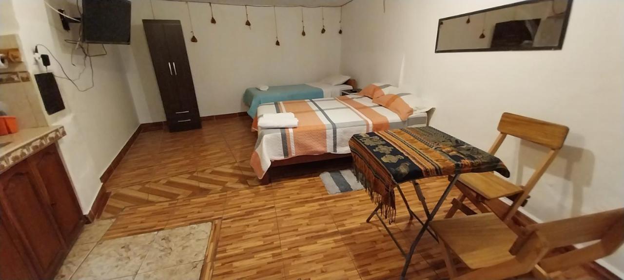 Sofia'Shouse Hostal クスコ エクステリア 写真